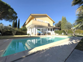 Residence Il Boschetto - Villa Con Piscina